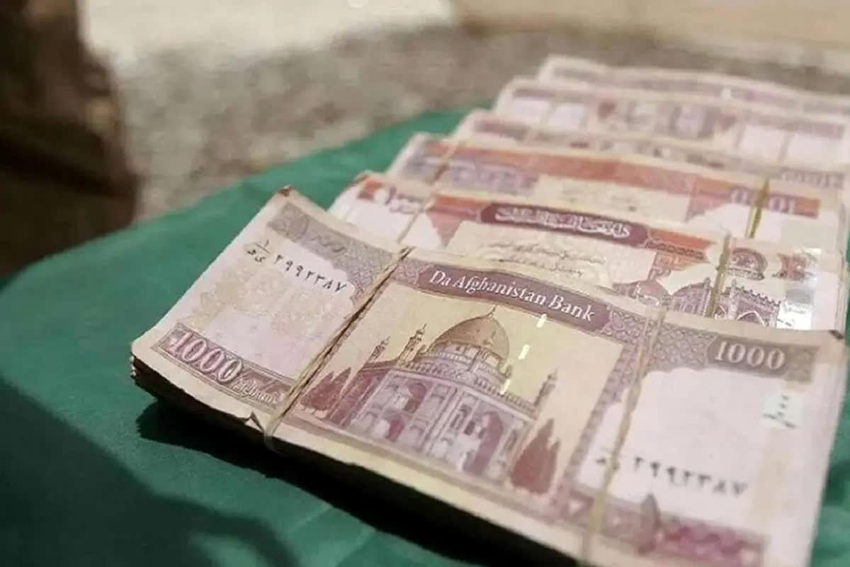 افغانستان در آستانه فاجعه اقتصادی: سقوط آزاد افغانی و زنگ خطر برای مردم