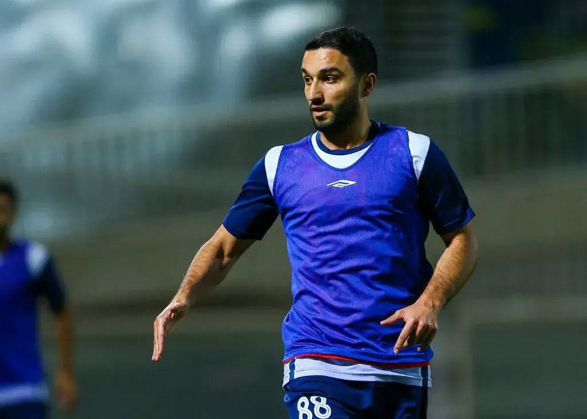 جنجال پیراهن آبی سیامک در خانه پرسپولیس: هواداران خشمگین شدند!