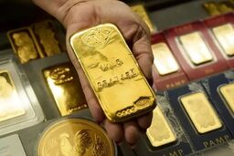 سقف قیمت‌ها شکست: سکه ۱۵۶ میلیون و ۴۰۰ هزار، طلای ۱۸ عیار ۱۵ میلیون تومان!