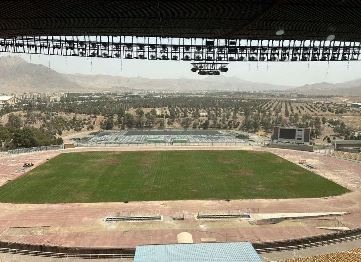 شوک به ورزش تهران: زمین تختی زیر شخم رفت! چمن ورزشگاه پایتخت "مزرعه" می‌شود؟