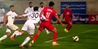 شوک به فوتبال ایران: سوت جنجالی، صدر جدول را از تراکتور ربود!