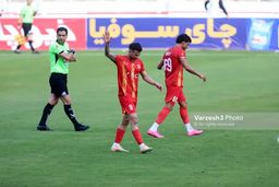 شوک به فوتبال ایران: کفش طلای حسین‌زاده را چه کسی دزدید؟/ افشای نام رقیب مرموز!