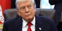 کبودی مزمن ترامپ: آیا دست راست رئیس جمهور دروغ می‌گوید؟