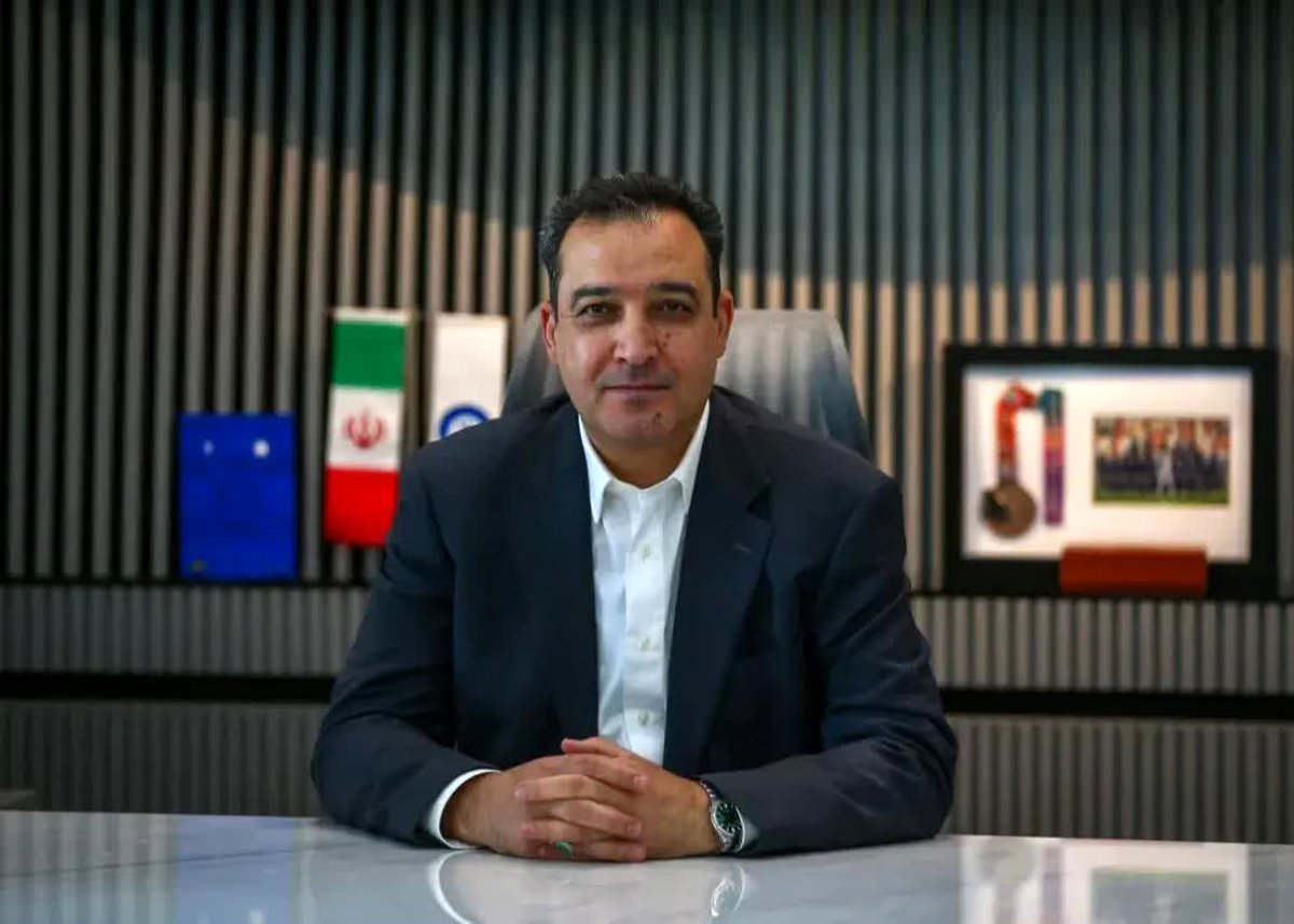 جنجال ضعف: اگر ضعیفیم، حق‌مان چه می‌شود؟ اسفندیارپور پای کار آمد: تمام قد کنار تیمم هستم!