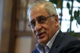 شوک اقتصادی در راه است؟ هشدار صریح مظاهری: این 'اشتباه مهلک' را دوباره تکرار نکنید!