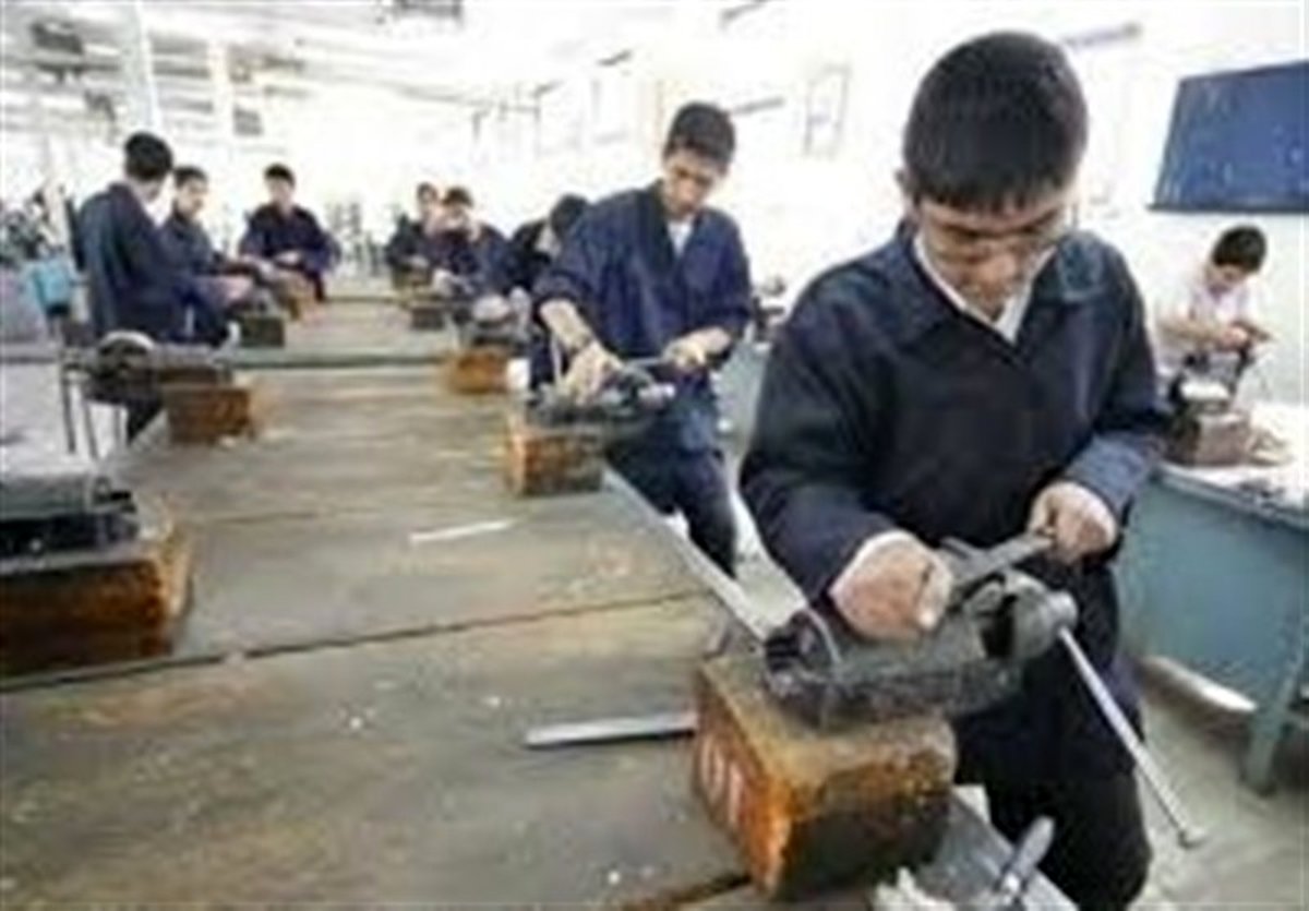 دانشگاه‌ها خالی می‌کنند، بازار کار درها را می‌بندد: ۴۰٪ دانش‌آموخته قربانی فقر مهارت!