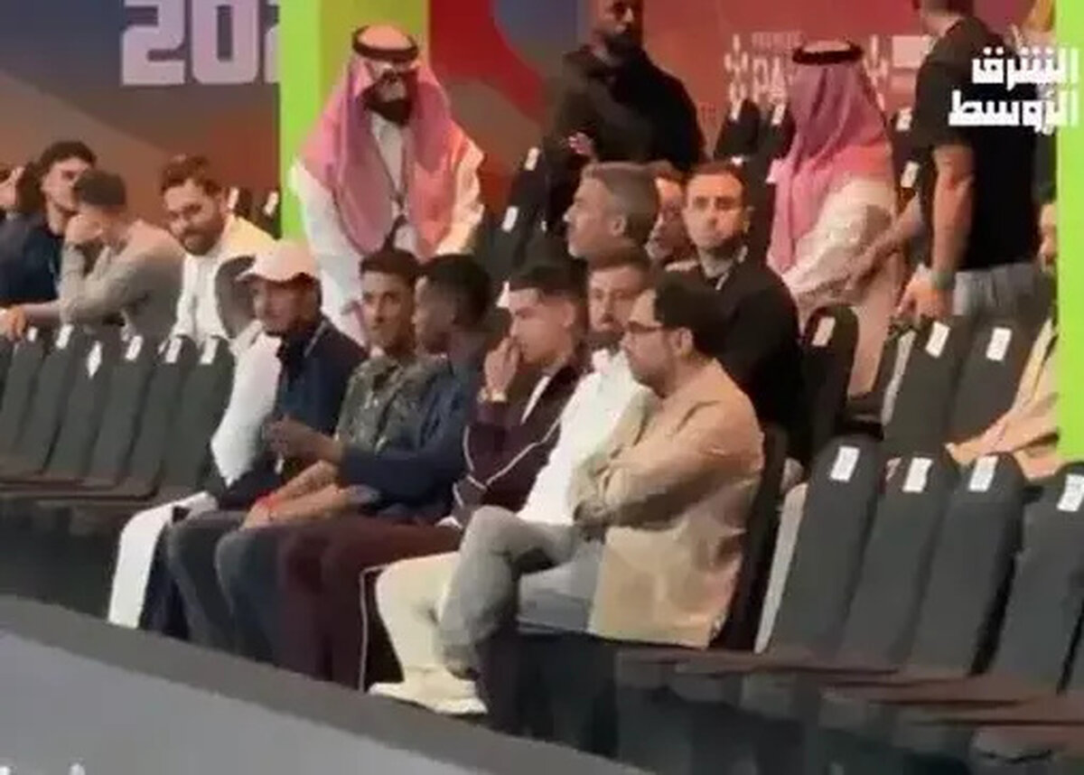 رسوایی جدید رونالدو: در زمین پدل، حواسش به النصر بود یا پدل؟! (تصویر لو رفته)