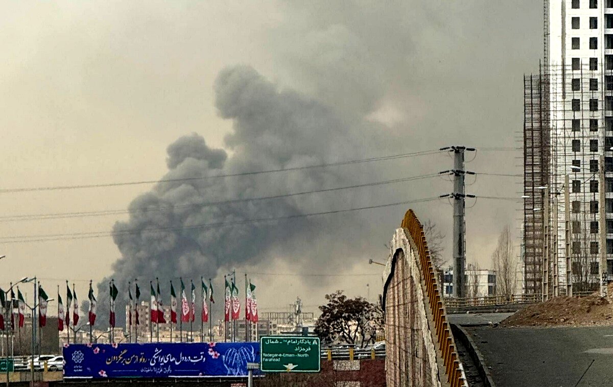آتش سوزی وحشتناک و غیرقابل تصور در غرب تهران / بازار جنت سوخت!
