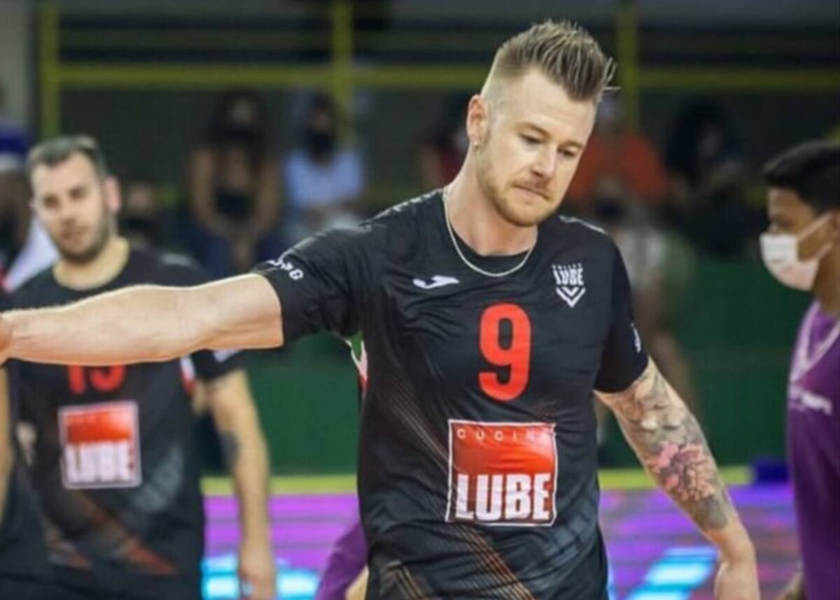 پست جنجالی FIVB راز زایتسف را فاش کرد: ۲۰ مدل موی باورنکردنی یک سوپراستار!