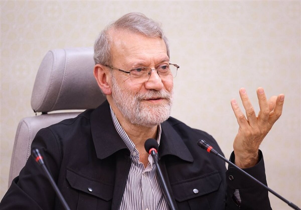لاریجانی: امتیازدهی بی‌قیدوشرط، دشمن را عاقل نمی‌کند!