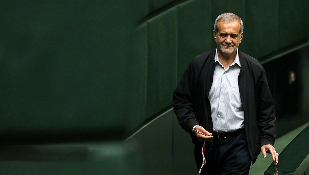 پزشکیان: هر کس مدعی است، جلو بیاید و کمک کند