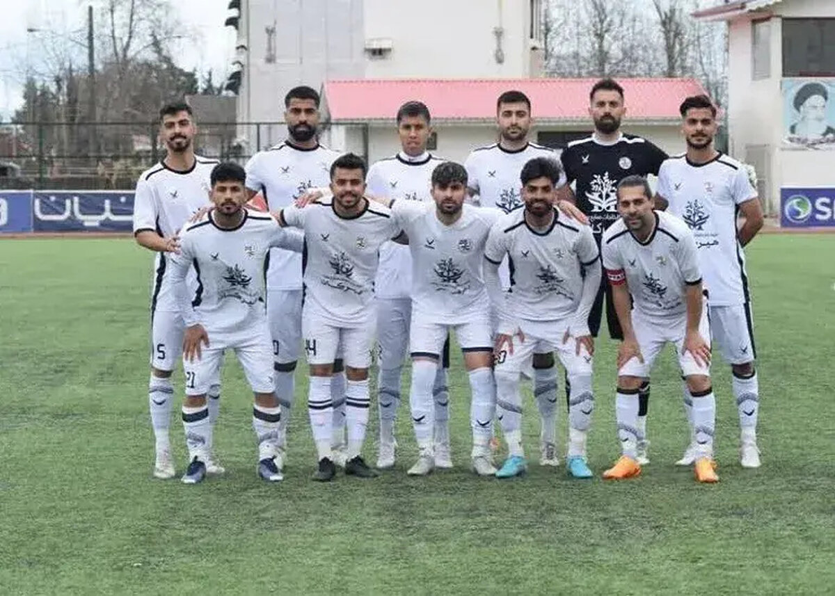 شوک به فوتبال ایران: بندری‌ها زمین را ترک کردند!/ تیم جنجالی آستارا دوباره بلوا به پا کرد