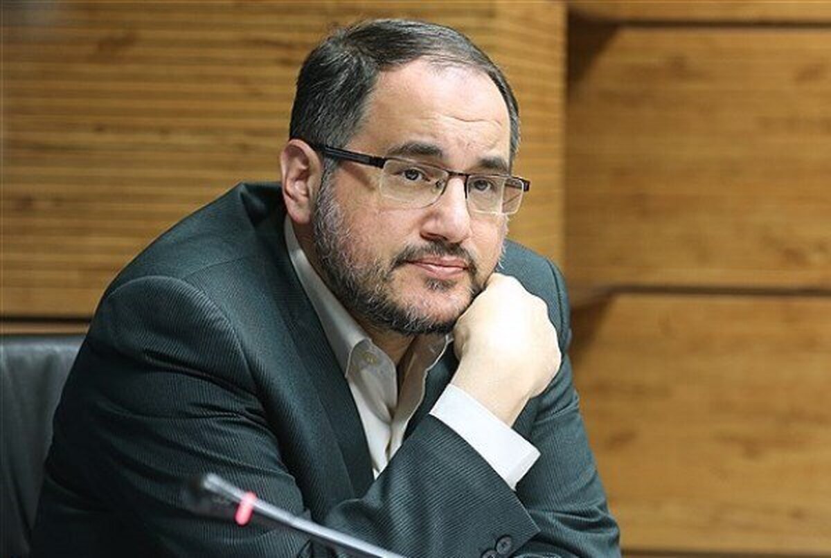 فوری: افشای فاجعه معیشتی! رئیس مرکز پژوهش‌ها هشدار داد: افزایش ۲۰ درصدی حقوق، پاشنه آشیل بودجه ۱۴۰۵ و فروپاشی خدمات دولت!