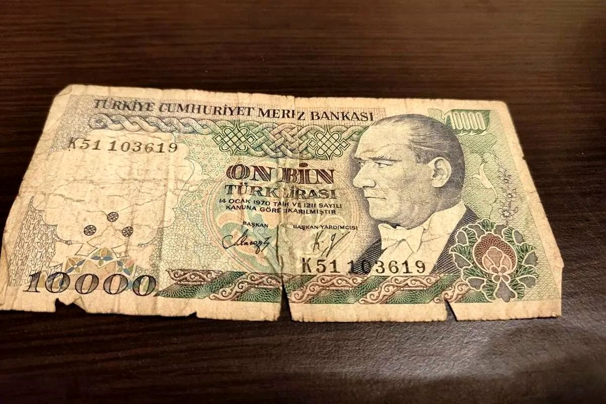 فاجعه ارزی در راه است؟ سقوط آزاد لیر و وحشت در بازار!