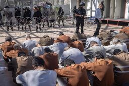 حماس در غضب: اسرائیل مانع دیدار صلیب سرخ شد! 
