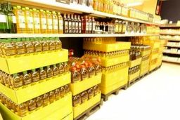 ادعای عجیب درباره روغن: عرضه بیش از نیاز است! پس این گرانی و کمیابی چیست؟