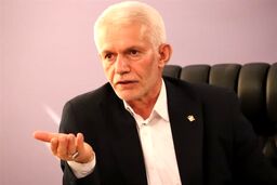 اسبقیان خط قرمز کشید: پولادگر در انتخابات تکواندو جایی ندارد!