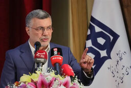 شوک به بهداشت و درمان: تعرفه‌های پزشکی هنوز تصویب نشده / آیا دولت جرأت حذف ارز ترجیحی دارو را ندارد؟