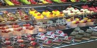 یلدا امسال جیب مردم را خالی می‌کند؟ قیمت شیرینی‌ها شوکه کرد