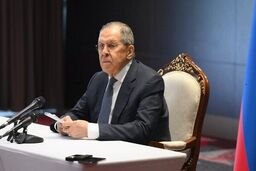 لاوروف: آمریکا سکوت کرد؛ منظور ترامپ از بمب اتمی چه بود؟