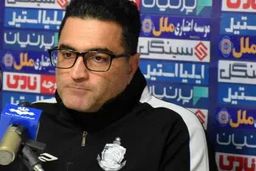 مربی ملوان منفجر شد: آیا اشتباهات داوری سهوی نیست؟