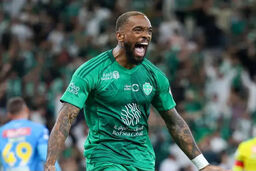 پایان دوران عمر السومه؟ الاهلی بمب انگلیسی خود را رو کرد: ایوان تونی، وارث جدید تاج و تخت!