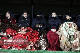 فوری: سرمای استخوان‌سوز تبریز، ساعت بازی تراکتور و ملوان را جابجا کرد!