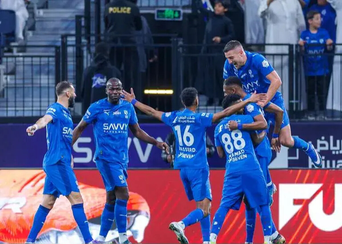 بنزما: فرصت‌های سوخته! الهلال: صدرنشین بلامنازع