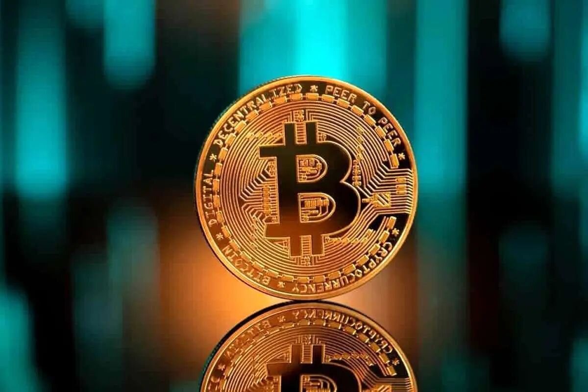بیت کوین در آستانه انفجار قیمتی! یا سقوط آزاد؟ پیش‌بینی‌های وحشتناک برای امروز ۱۸ آبان ۱۴۰۴