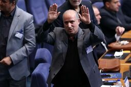 پشت پرده سفر به آمریکا: کدام نهاد حرف آخر را می‌زند؟ تاج پرده برداشت!