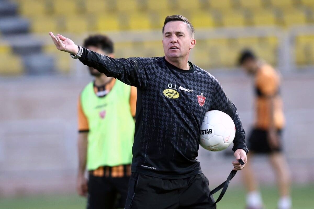 گزینه‌ جدی خروج از پرسپولیس در نیم‌فصل