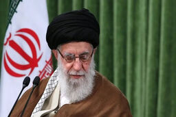 همشهری پرده برداشت: تغییر بزرگ در موضع رهبر انقلاب نسبت به مهسا و فتنه ۸۸