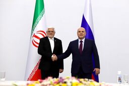 کشورهای غربی از ابتدا مسئله هسته‌ای ایران را به یک پروژه سیاسی تبدیل کردند