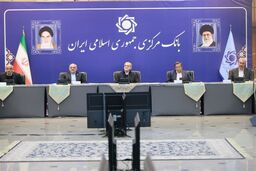 سفر ناگهانی پزشکیان به بانک مرکزی: آیا گره از اقتصاد باز می‌شود؟