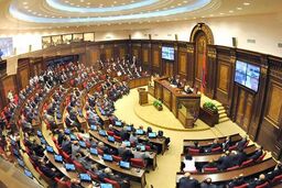 خطر در همسایگی ایران: نزاع سیاسی ارمنستان، منافع ملی را به آتش کشید!