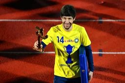 رسوایی جدید در فوتبال ایران: چه کسانی از آب گل‌آلود پول پارو می‌کنند؟