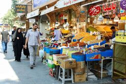 اقتصاد ایران در آستانه فروپاشی: چه بلایی بر سر مردم می‌آید؟