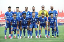 استقلال با ترکیب عجیب در برابر ذوب آهن