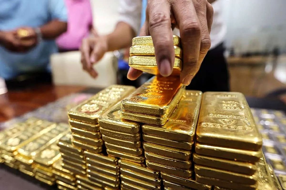 طلا در اوج سکوت! آیا این نشانه یک طوفان اقتصادی است؟