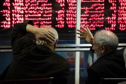 فاجعه در بورس: شاخص کل چهار کانال حیاتی را بلعید و به قهقرا رفت!