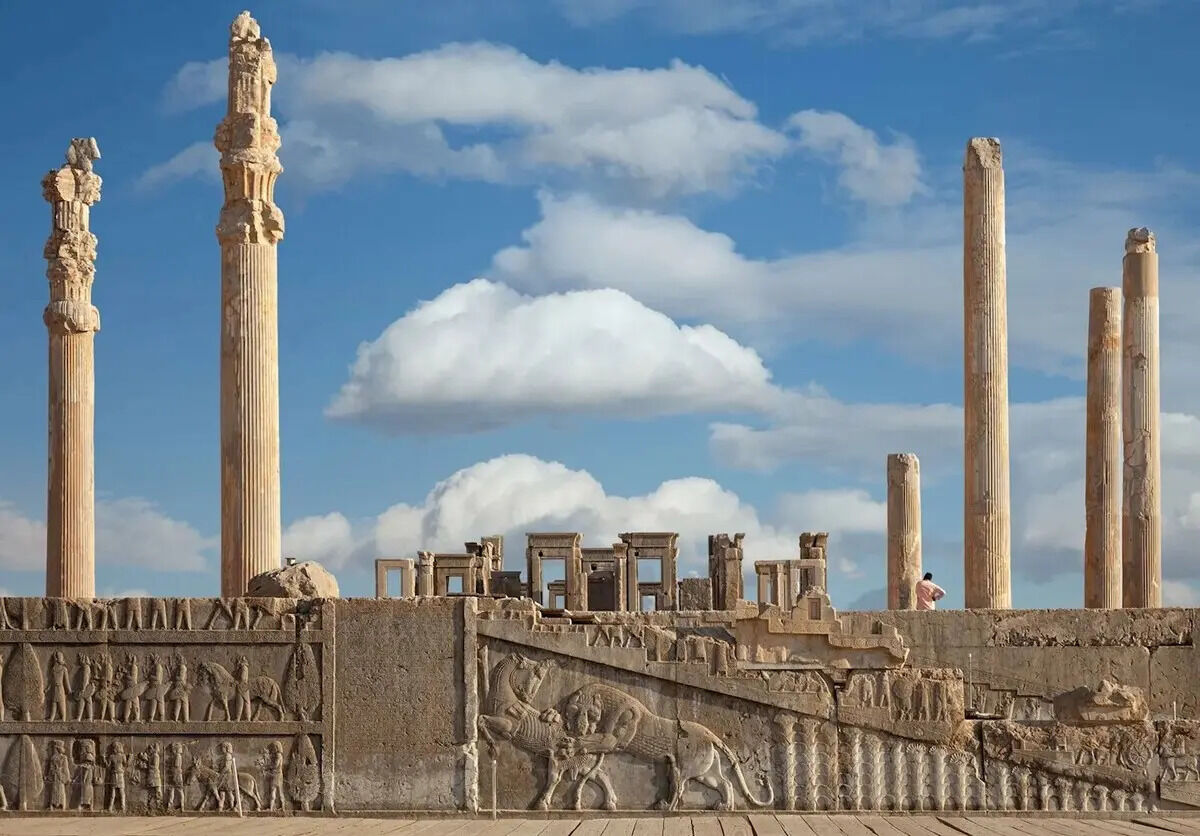 اتفاقی باشکوه در تخت جمشید / ۱۵ شهریور را از یاد نبرید