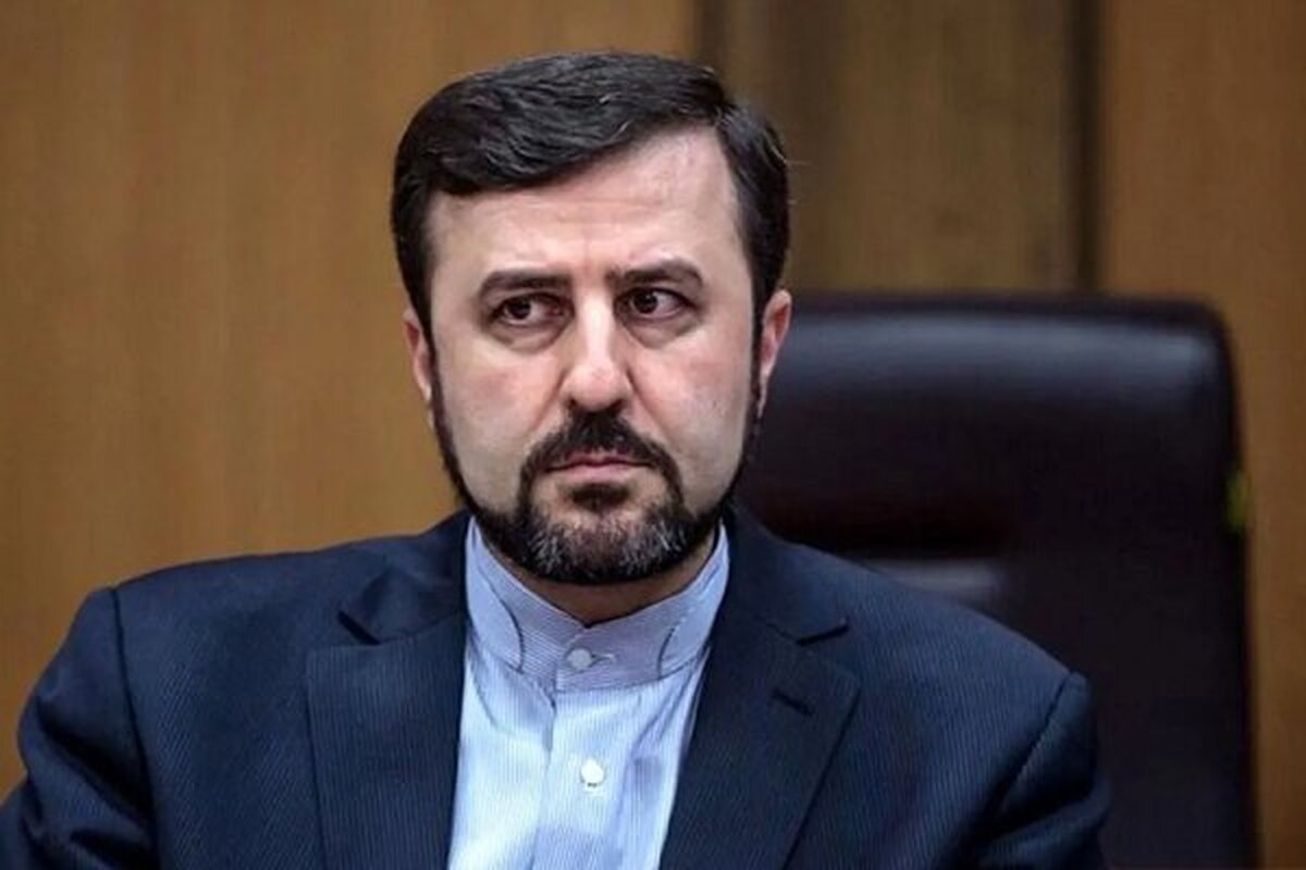 غریب آبادی: ایران و عربستان روی بام اشتراکات پنهان!