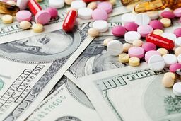 شوک دارویی: ارز ۲۸۵۰۰ تومانی، جیب بیماران را خالی می‌کند؟