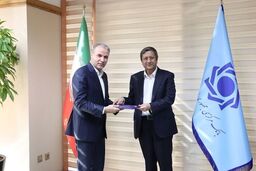 معاون ارزی جدید بانک مرکزی: آیا دلار روی آرامش می‌بیند یا طوفان در راه است؟